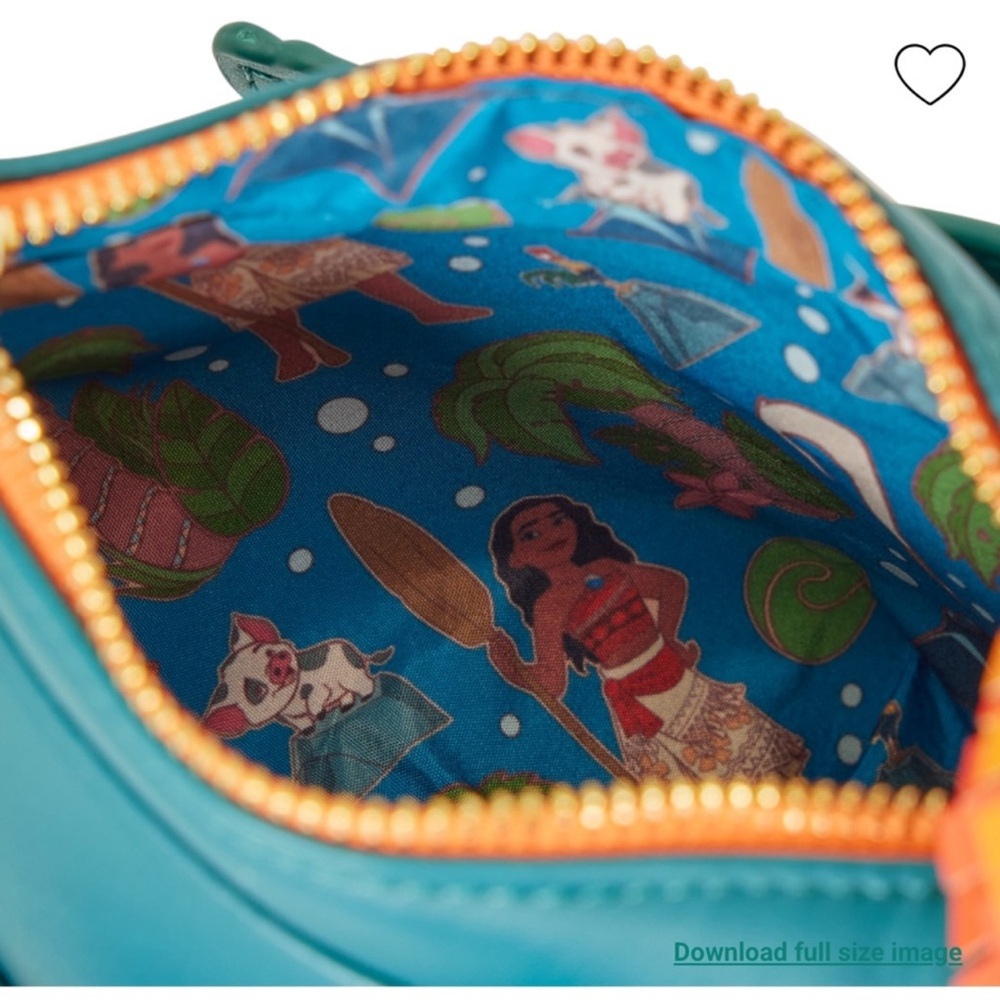 Loungefly Moana Hei Hei Figural Crossbody Bag- On Hand - FIRM - Picture 6 of 7